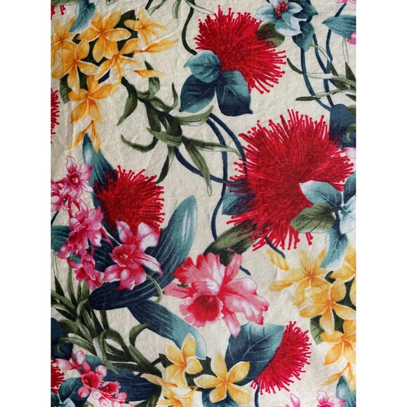 Cream Pillowcase with Lehua, Orchids, and Plumerias | Handmade | 100% Cotton - Picture 4 of 4